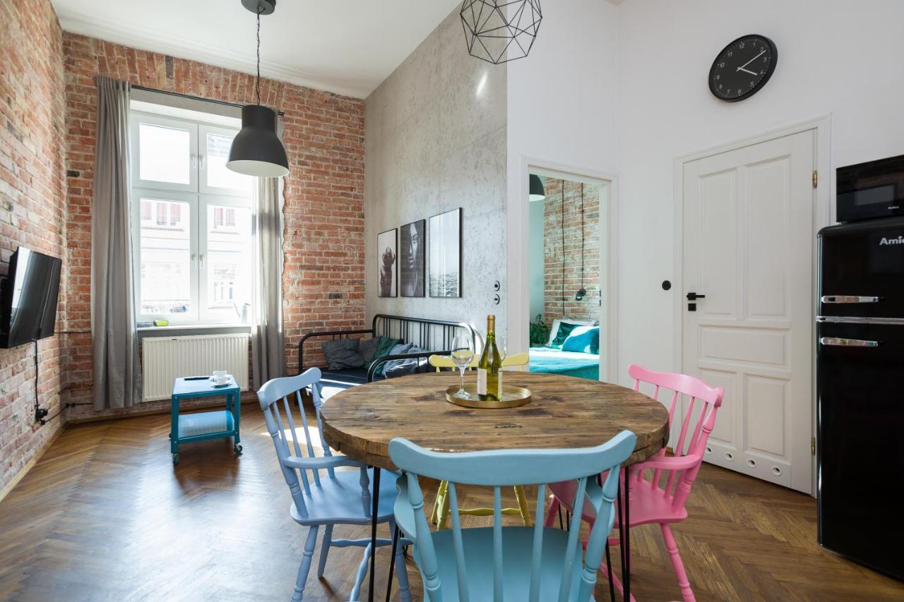 Discover Krakow Apartments - 3 Rakowicka St - Amazing Loft Near Main Station - Netflix Bagian luar foto