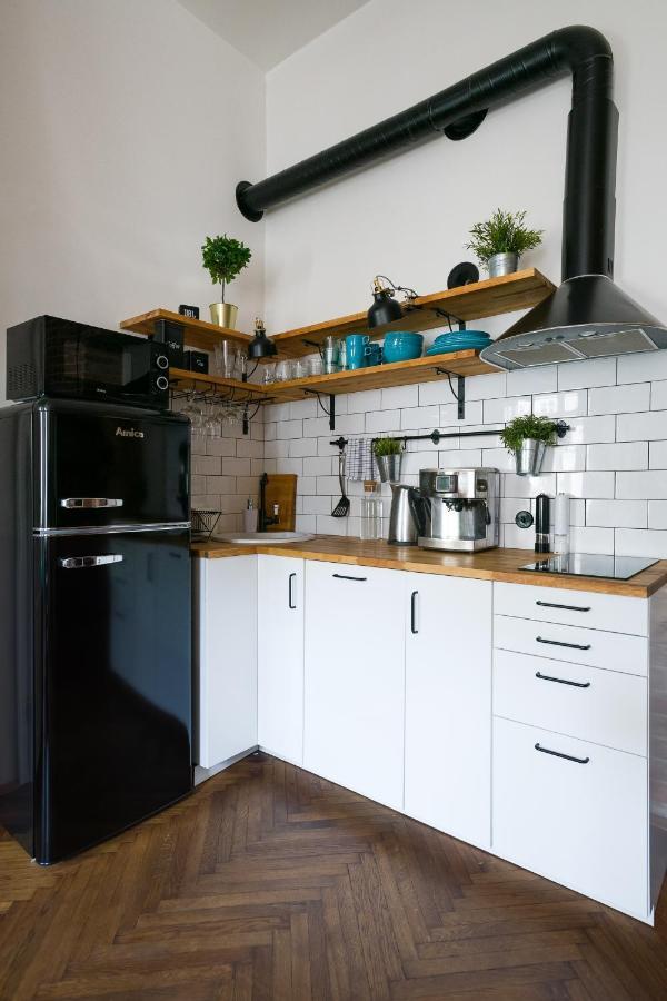 Discover Krakow Apartments - 3 Rakowicka St - Amazing Loft Near Main Station - Netflix Bagian luar foto