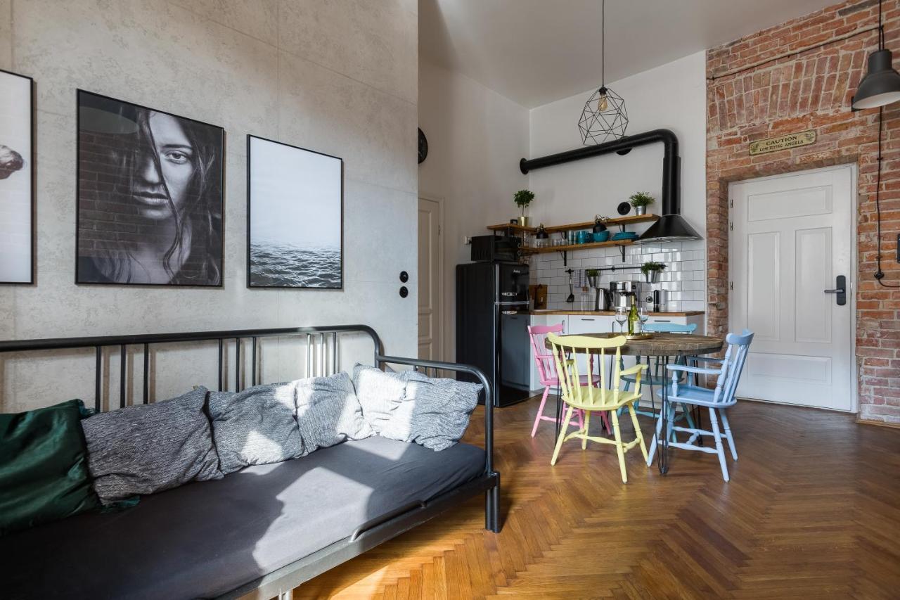 Discover Krakow Apartments - 3 Rakowicka St - Amazing Loft Near Main Station - Netflix Bagian luar foto